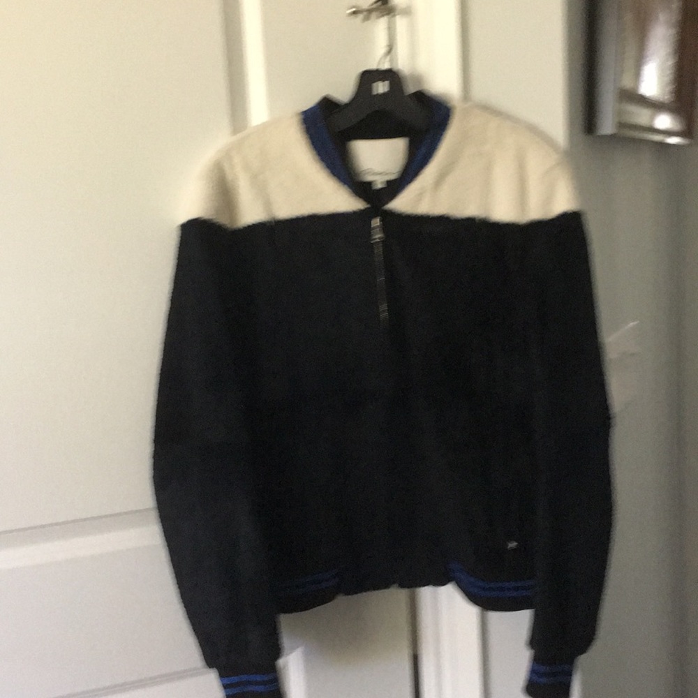 Bomber jacket